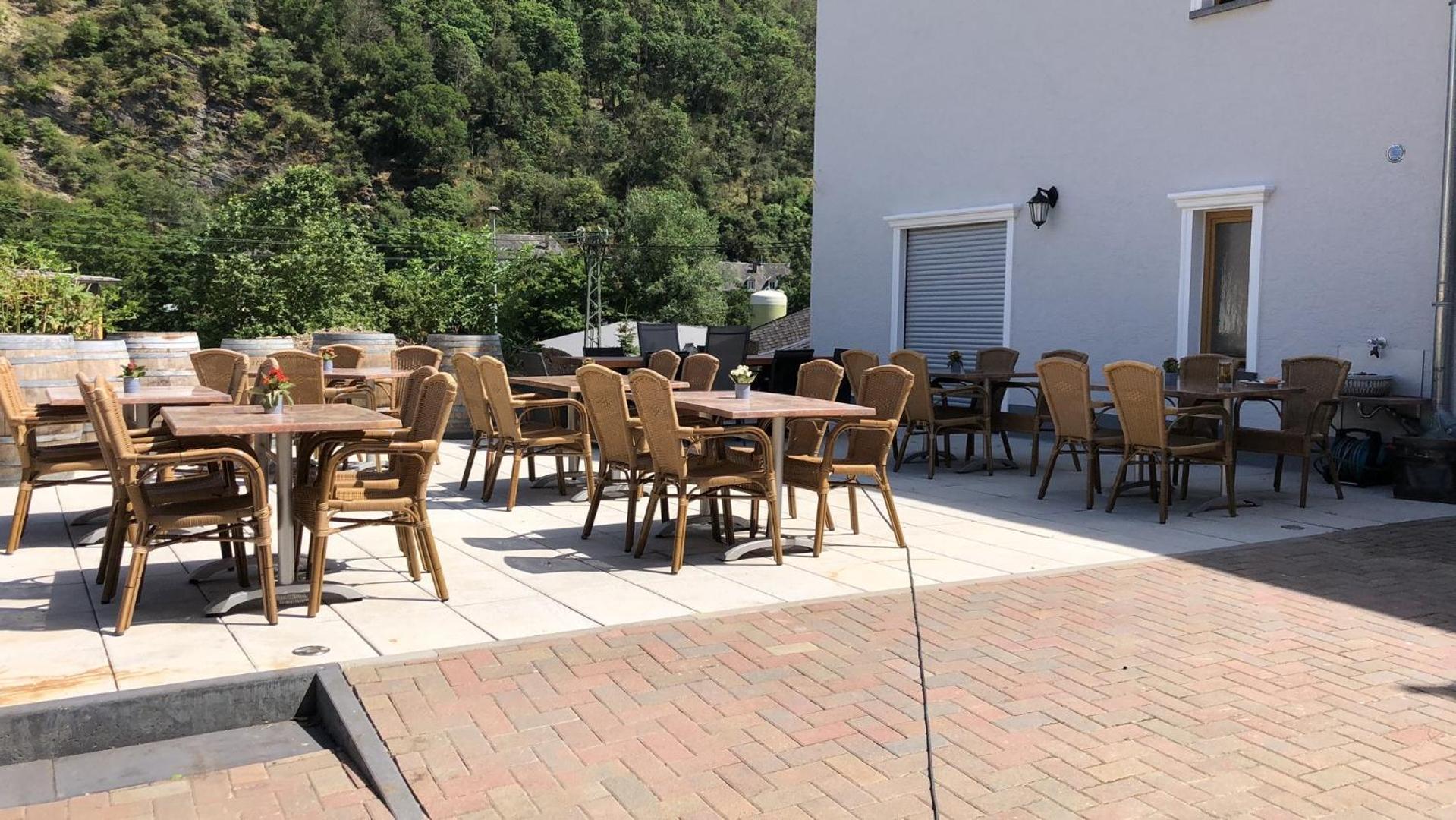 Rheinliebe Bistro Und Pension Lorch am Rhein Exterior foto